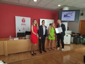 THEMIS eu ijn 1807221 3 Българският отбор, с участието младшия съдия от Окръжен съд - Ловеч Радослав Ангелов, спечели специална награда за иновации в международното състезание за младши магистрати „THEMIS“