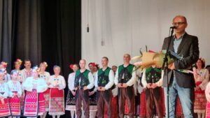 chitalishte troyan 2207221 2 Областният управител поздрави Народно читалище „Наука – 1870 г.“ – Троян, със 150-годишнината
