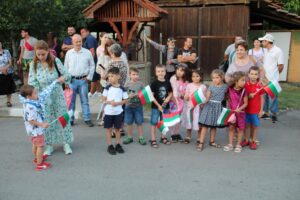 rojdenie levski izvor 17072214 В Голям извор тържествено бяха отбелязани 185 г. от рождението на Васил Левски и 150 г. от създаването на Първи окръжен революционен комитет в Българско