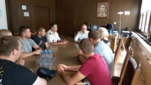 voenni mladeji 407221 2 Младежи от първия набор на доброволния резерв на българската армия прие днес областният управител Виктор Стойчев