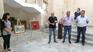 izlojba ou 508221 2 До края на годината ще остане в областната администрация изложбата на 12 живописни платна и три пластики от фонда на Ротари клуб – Ловеч