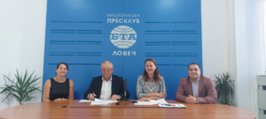 lista bsp 30082212 Коалиция „БСП за България“ влиза в предстоящите избори със самочувствие заради свършеното в предходния парламент. Социалистите представиха своята листа