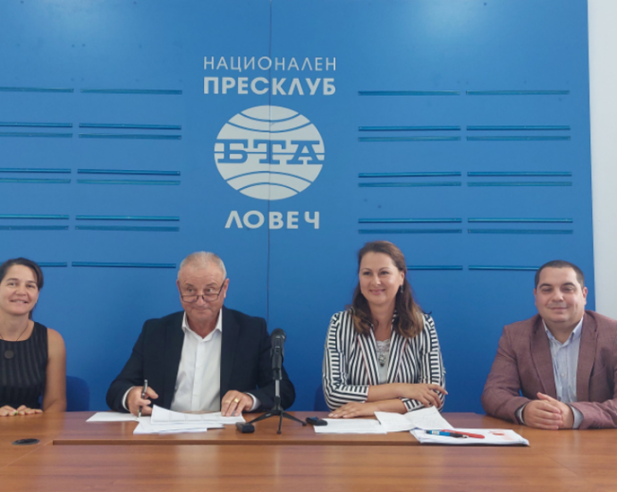 lista bsp 30082212 Коалиция „БСП за България“ влиза в предстоящите избори със самочувствие заради свършеното в предходния парламент. Социалистите представиха своята листа