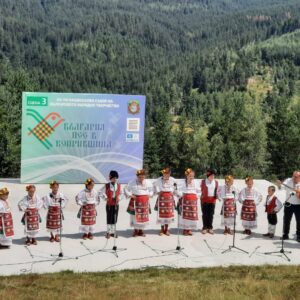 nagradi koprivshtica 807221 2 8 златни, 8 сребърни и три бронзови медала за участниците от област Ловеч в Събора на народното творчество Копривщица 2022