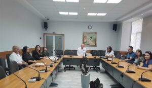 obsajdane piro 2908221 В залата на Общински съвет - Ловеч се е провело Обществено обсъждане за включване на нови обекти в Плана за интегрирано развитие на Община Ловеч