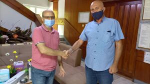 ou darenie 108221 2 По волята на дарители областният управител предостави на дома за пълнолетни с увреждания в с. Сливек моторна коса и санитарни материали