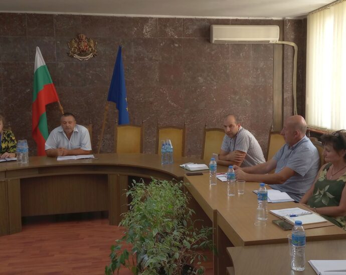 sreshta izbori 908221 2 Областният управител проведе работна среща по подготовката на изборите
