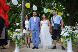 svatba petar lisec 1408221 55 Честито на Петър и Теменужка! За първи път от 25 години в село Лисец се провежда такова радостно събитие - сключване на граждански брак!