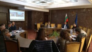 komisia pametnici 2009221 1 Вписват паметната плоча на загиналите в с. Сопот в областния регистър „Военни паметници“