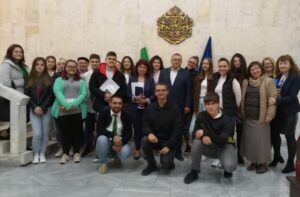konsultatitven savet 2110221 2 Към областния управител се учреди обществено-консултативен съвет за училищни политики