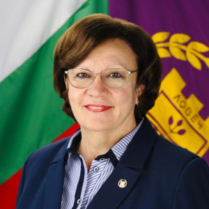 korneliya marinova 111022 Корнелия Маринова: Във вчерашния ден бях уведомена от представител на централата на ГЕРБ, че кандидатурата ми няма да бъде подкрепена от централното ръководство