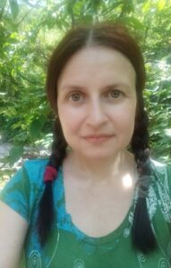 petia knigi 2410221 1 Съвременната българска поетеса Петя Цонева ще представи новите си книги „Белият час“ и „Спасителна песен“ в Клуба на дейците на културата в Ловеч