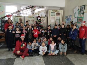 bchk 2912221 6 По случай Коледните празници младите червенокръстци направиха 103 пакета със здравословни хранителни продукти за деца сираци и полусираци и деца с ментални проблеми от трите общообразователни училища от община Тетевен