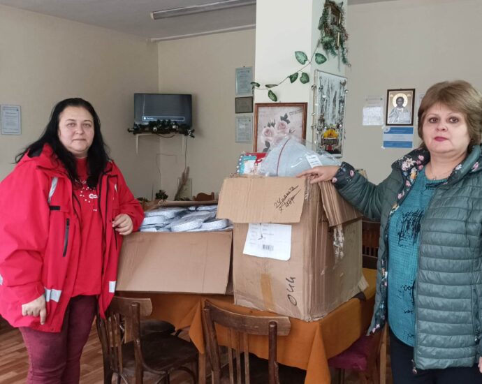 darenie red cross 312221 8 БЧК-ЛОВЕЧ С ДАРЕНИЕ ЗА КЛУБА НА ИНВАЛИДА В ТРОЯН