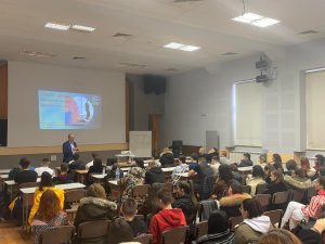 ezikova 712221 2 ПРОФЕСОР ДИМИТЪР СИМЕОНОВ - ГОСТ ЛЕКТОР В ПЕГ "ЕКЗАРХ ЙОСИФ I" - ЛОВЕЧ