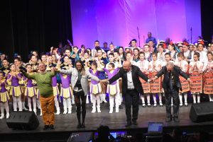 koleden koncert lovech 23122217 Голям коледен концерт на Общински духов оркестър със специалното участие на известния поп певец Христо Кидиков