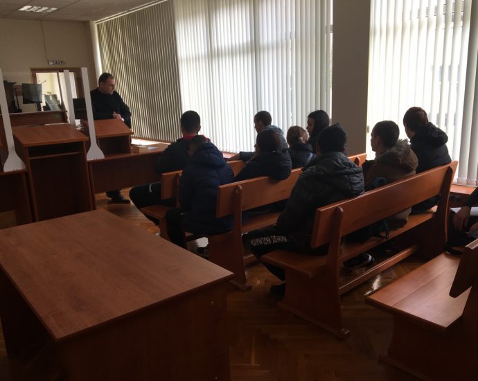 obuchenie sad 16122211 Десетокласници от Ловеч се запознаха с основни понятия в наказателното правосъдие