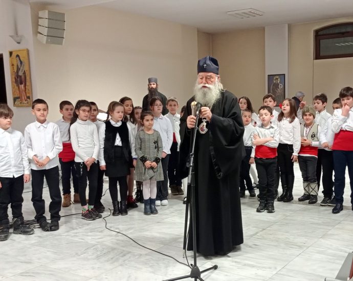 rojdestvenski koncert 2112221 1 В навечерието на Рождество Христово се проведе  Рождественски концерт  на учениците от ЧНУ „Свети Седмочисленици“
