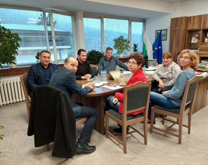 sreshta prokuratura mestni 212221 1 Окръжна прокуратура - Ловеч проведе работна среща с представители на местната власт и на правоохранителните органи с цел противодействие на престъпността