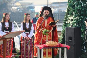 teteven ploshtad 1812227 На 17 декември в гр. Тетевен официално бе открит обновеният централен градски площад „Сава Младенов“