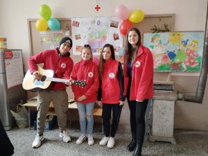 topal obiad 712221 3 60 ДЕЦА ОТ СЕЛО АЛЕКСАНДРОВО, ОБЩИНА ЛЕТНИЦА ЩЕ ПОЛУЧАВАТ ТОПЪЛ ОБЯД ДО КРАЯ НА ЗИМАТА ПО ПРОЕКТ НА БЧК - ЛОВЕЧ