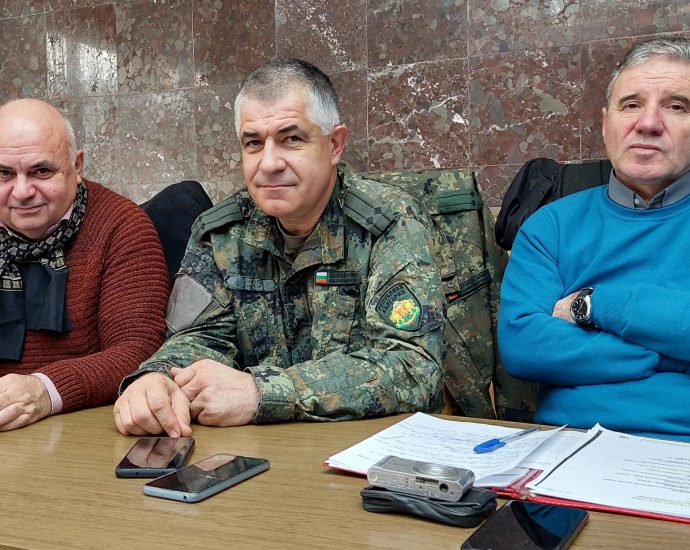 voenni pametnici 1612221 Монумент в памет на загиналите във войните авиатори от Ловешкия край да се изгради в с. Малиново предлага местен инициативен комитет