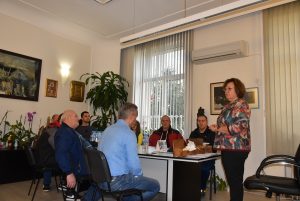 gramoti klubove 1901231 1 Кметът на Община Ловеч Корнелия Маринова отличи със специална грамота за високи спортни постижения пет местни клуба