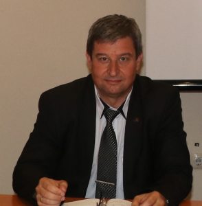 julian podkrepa 2401231 Според „Синдикат „Образование“ на родителите трябва да се вменят ясни задължения, както и финансови санкции при нарушение на училищния правилник