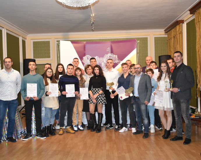 sportist godina lovech 1202231 1 Европейският шампион по карате Габриел Стелиянов Петев е Спортист №1 на Ловеч за 2022 година