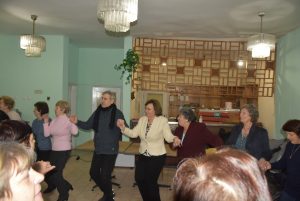 turisti veterani 10012316 Кметът на Община Ловеч Корнелия Маринова поздрави членовете на Клуба на туристите ветерани към ТД „Стратеш“
