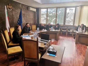 konsutacii rik 402231 2 Партиите в 11 МИР Ловеч се споразумяха само за председател на РИК - Валентина Недялкова. Съставът на на комисията ще бъде определен от ЦИК