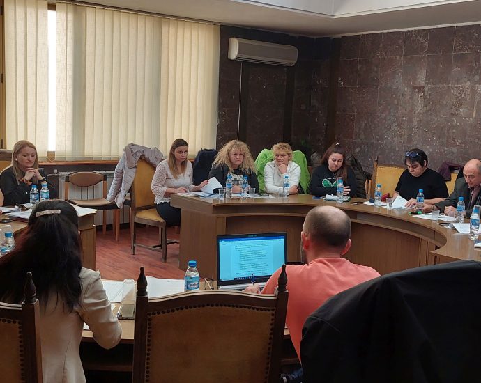 sreshta socialni uslugi 2002231 На работна среща при Областния управител общините съгласуваха потребностите си от социални и интегрирани здравно-социални услуги