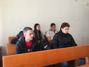 sreshtasad2702231 2 Ловешки ученици обсъдиха със съдия от Окръжен съд – Ловеч сключването на трудов договор от непълнолетни
