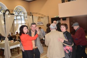 zlatni svatbi 1402231 6 Кметът на Ловеч поздрави 36 семейства, които отбелязват тази година „Златна сватба“