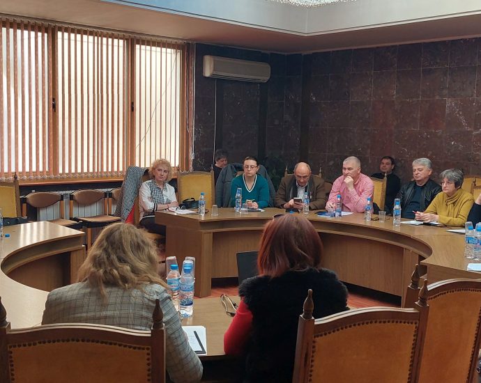 epizookomisia ou 903231 1 Областната епизоотична комисия на заседание днес реши да бъде възобновена дейността на областния консултативен съвет по животновъдство