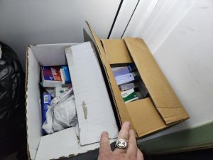 lekarstva magazin 203231 1 Икономическа полиция и НАП са установили в хранителен магазин в "Младост" нерегламентирана продажба на лекарства - турско производство