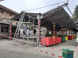 pazar troyan 2203231 Започна демонтаж на Кооперативния пазар в Троян