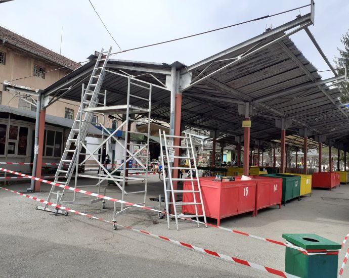pazar troyan 2203231 Започна демонтаж на Кооперативния пазар в Троян