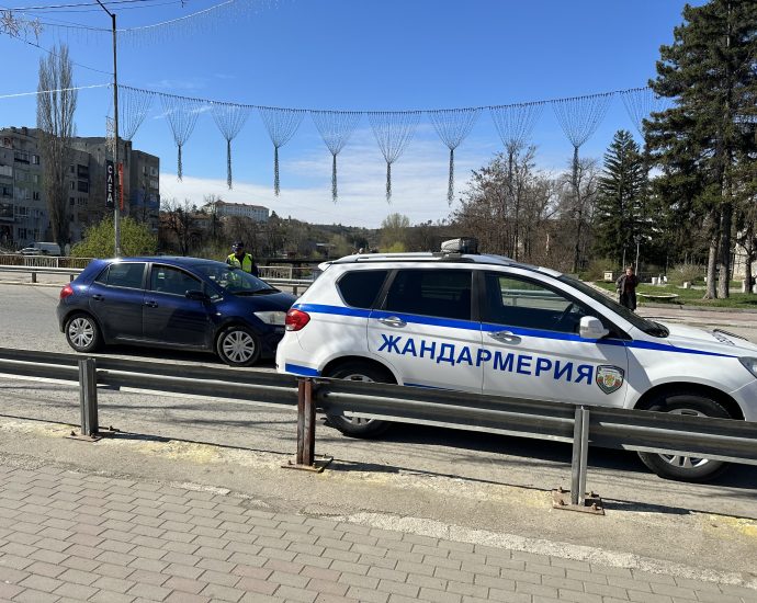 police 3003234 Пожар край Врабево, нерегламентирани отпадъци и задържани водачи в Ловеч и Троян