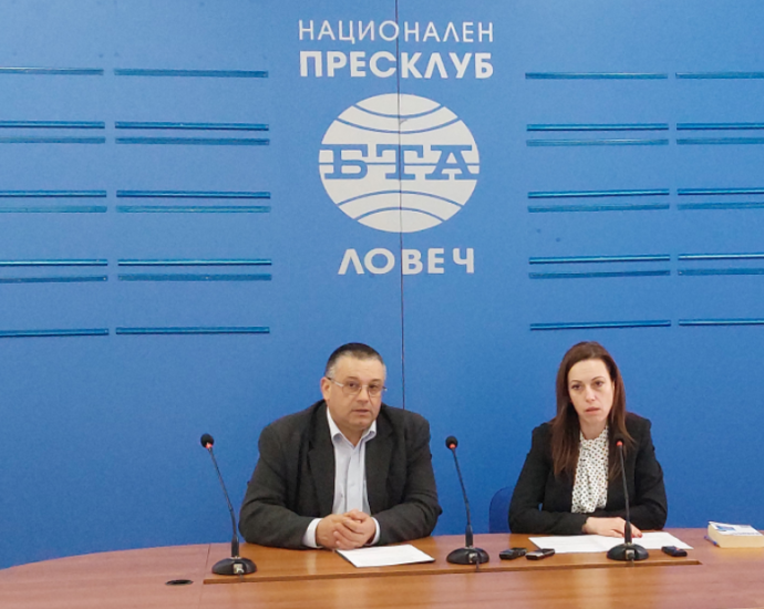 press rik ou 903231 Към момента гласоподавателите в област Ловеч са 116 149. Сформирани са 262 секционни избирателни комисии