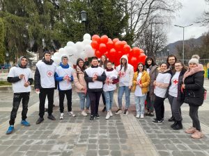 red cross martenici 103231 2 МЛАДИТЕ ЧЕРВЕНОКРЪСТЦИ ОТ ЛЕТНИЦА И ТЕТЕВЕН ОКИЧИХА ГРАЖДАНИ С МАРТЕНИЧИ