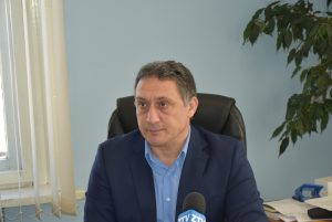 remont decho 703231 2 Община Ловеч продължава реконструкцията в ж.к. „Младост“. От 8 март 2023 г., сряда, започва премахване на старата настилка и полагане на нова асфалтова настилка на ул. „Граф Игнатиев“