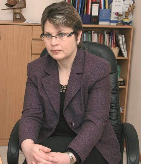 rozalina ganekova 1203231 1 Синдиката на служителите в затворите в България награждава с плакет вече бившият Началник на Затвора в Ловеч - Розалина Ганекова