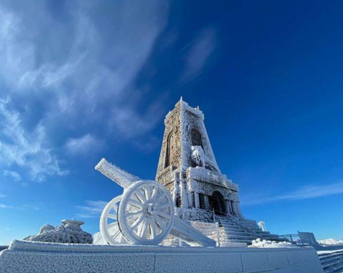 shipka 103231 За Националния празник транзитното движение през Шипка ще се пренасочва към Прохода на Републиката