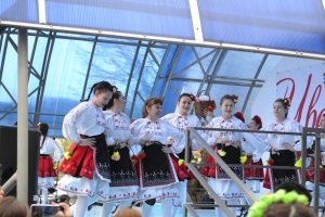 DSC 0048 Лазаровден е! Честит празник! Тържествата за ловешката Цветница започнаха!