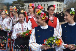 cvetnica lovech kumichka 90423117 Подробна програма на ловешката Цветница