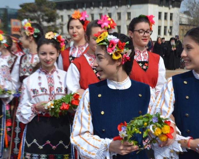 cvetnica lovech kumichka 90423117 Подробна програма на ловешката Цветница