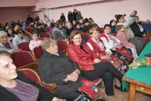 malinovo praznik 1804231 8 Кметът на Ловеч Корнелия Маринова поздрави жителите и участниците във Великденския празник на село Малиново