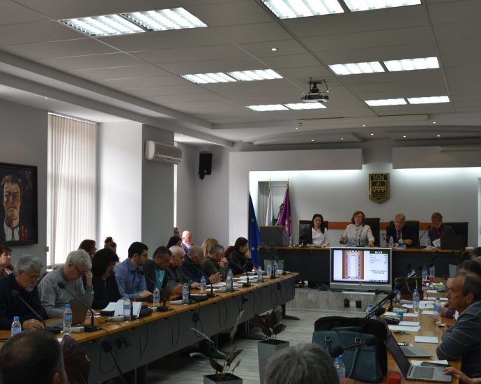 obs 2704232 Разчетът на  капиталовите разходи на Община Ловеч за 2023 година беше приет на заседанието на общинските съветници
