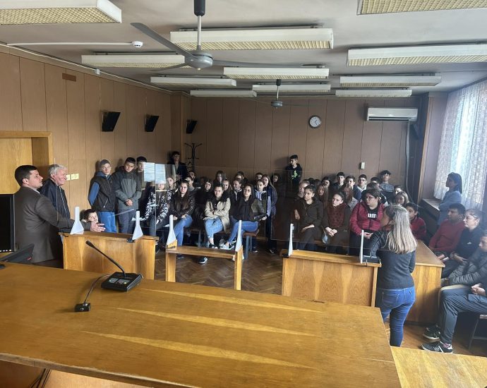 obuchenia prokuratura 2204231 1 Проведоха се „Дни на отворените врати“ в Районна Прокуратура – Ловеч